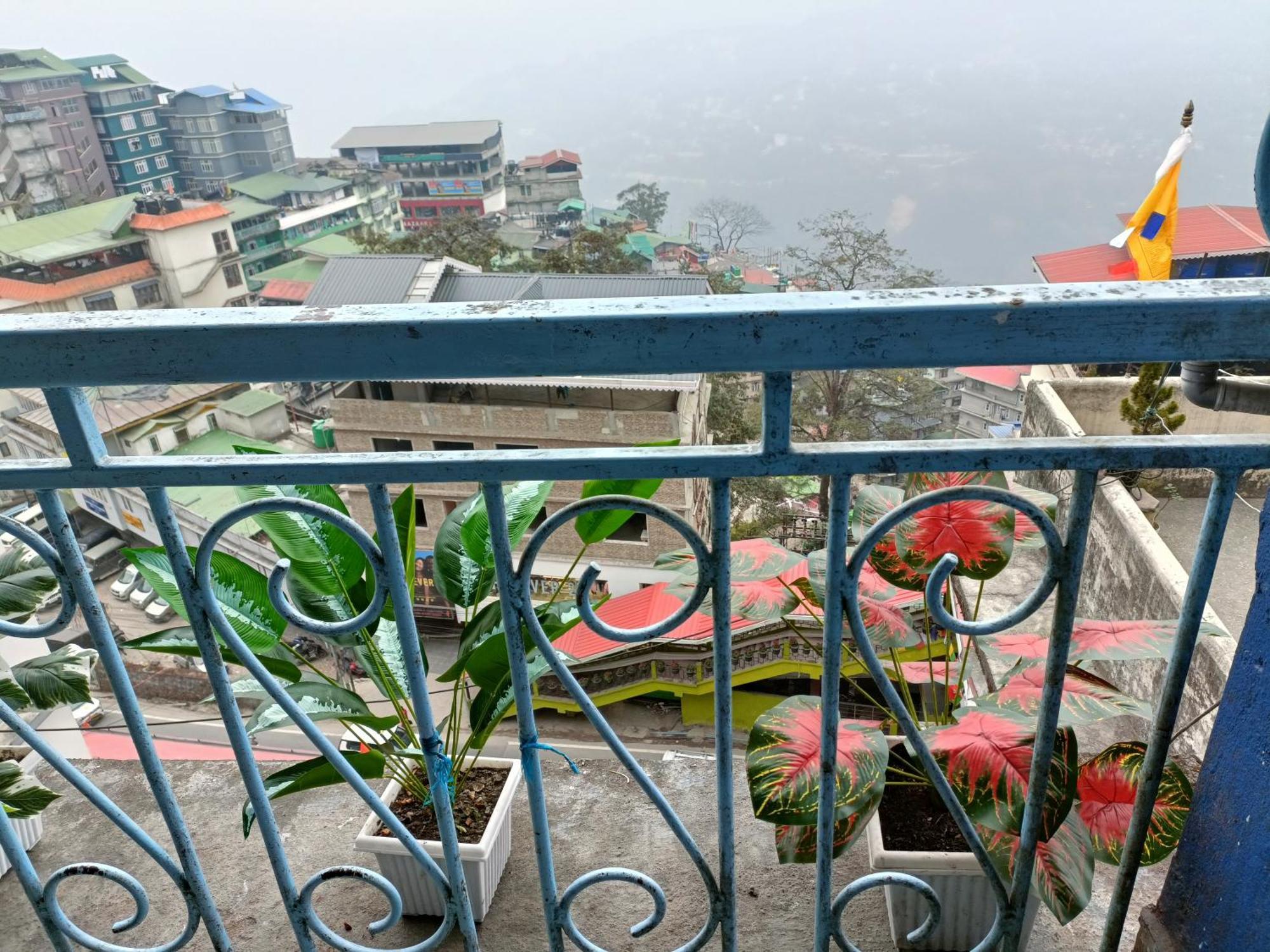 Lhonark Residency Hotell Gangtok Exteriör bild