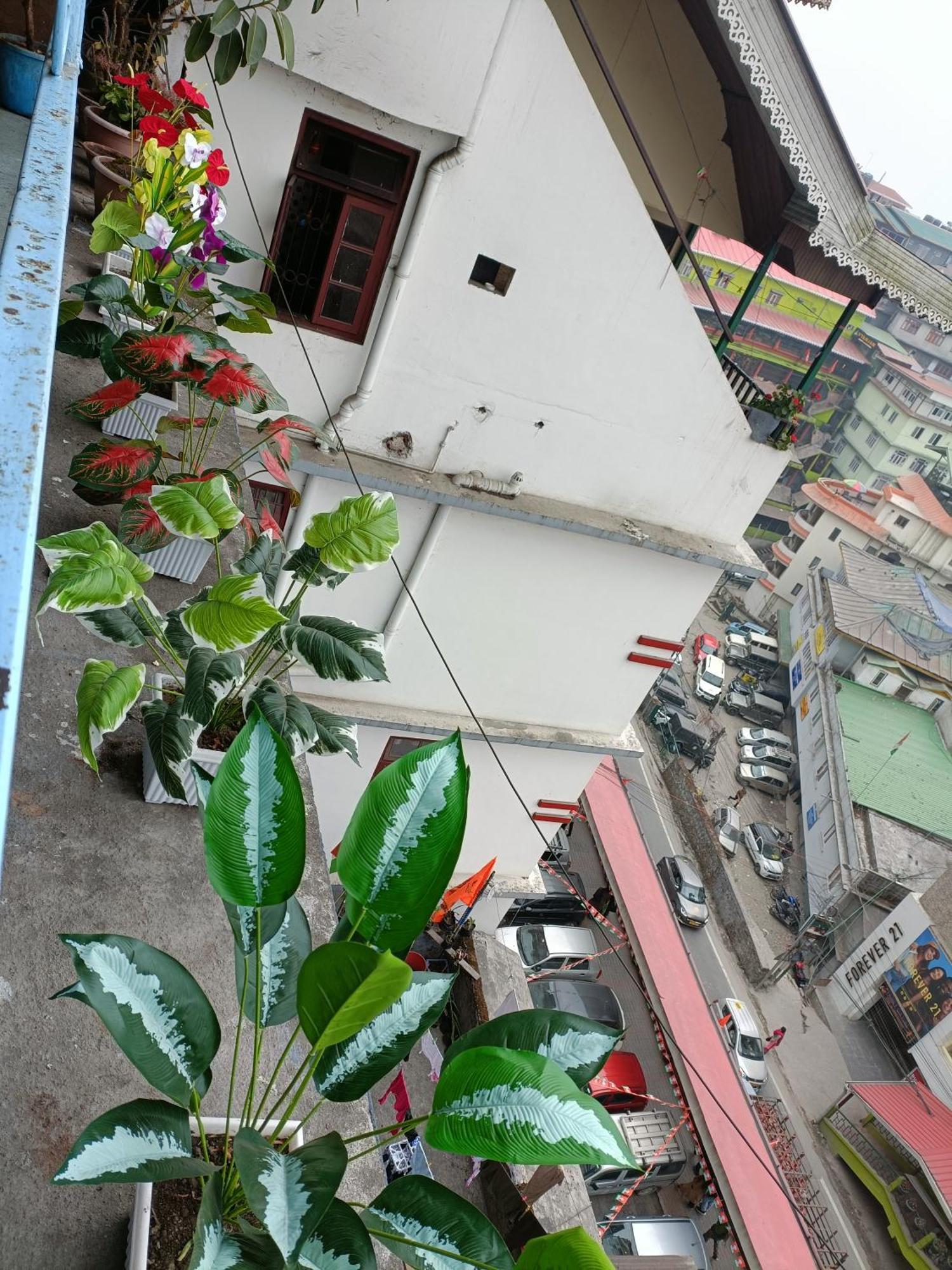 Lhonark Residency Hotell Gangtok Exteriör bild