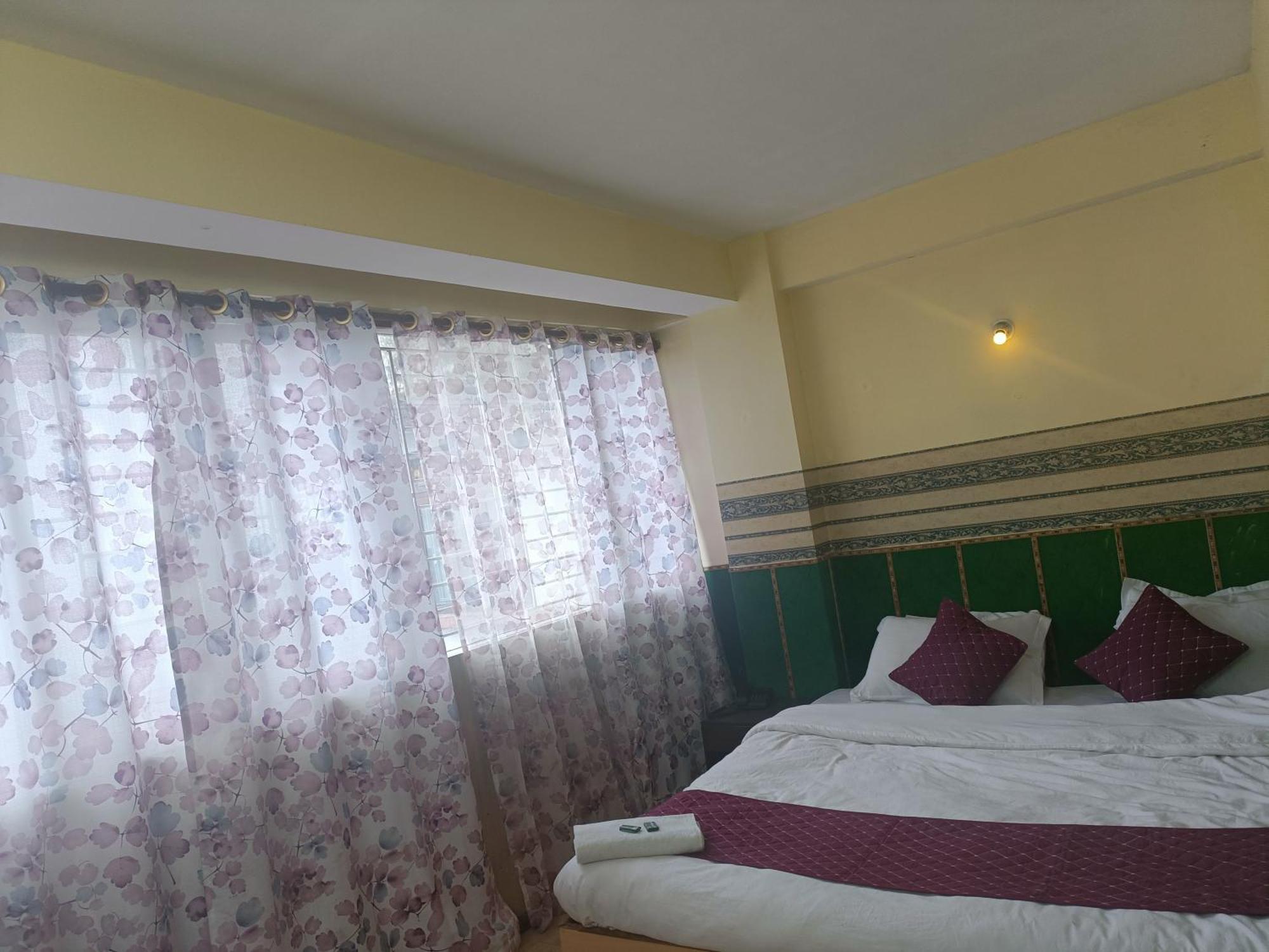 Lhonark Residency Hotell Gangtok Exteriör bild